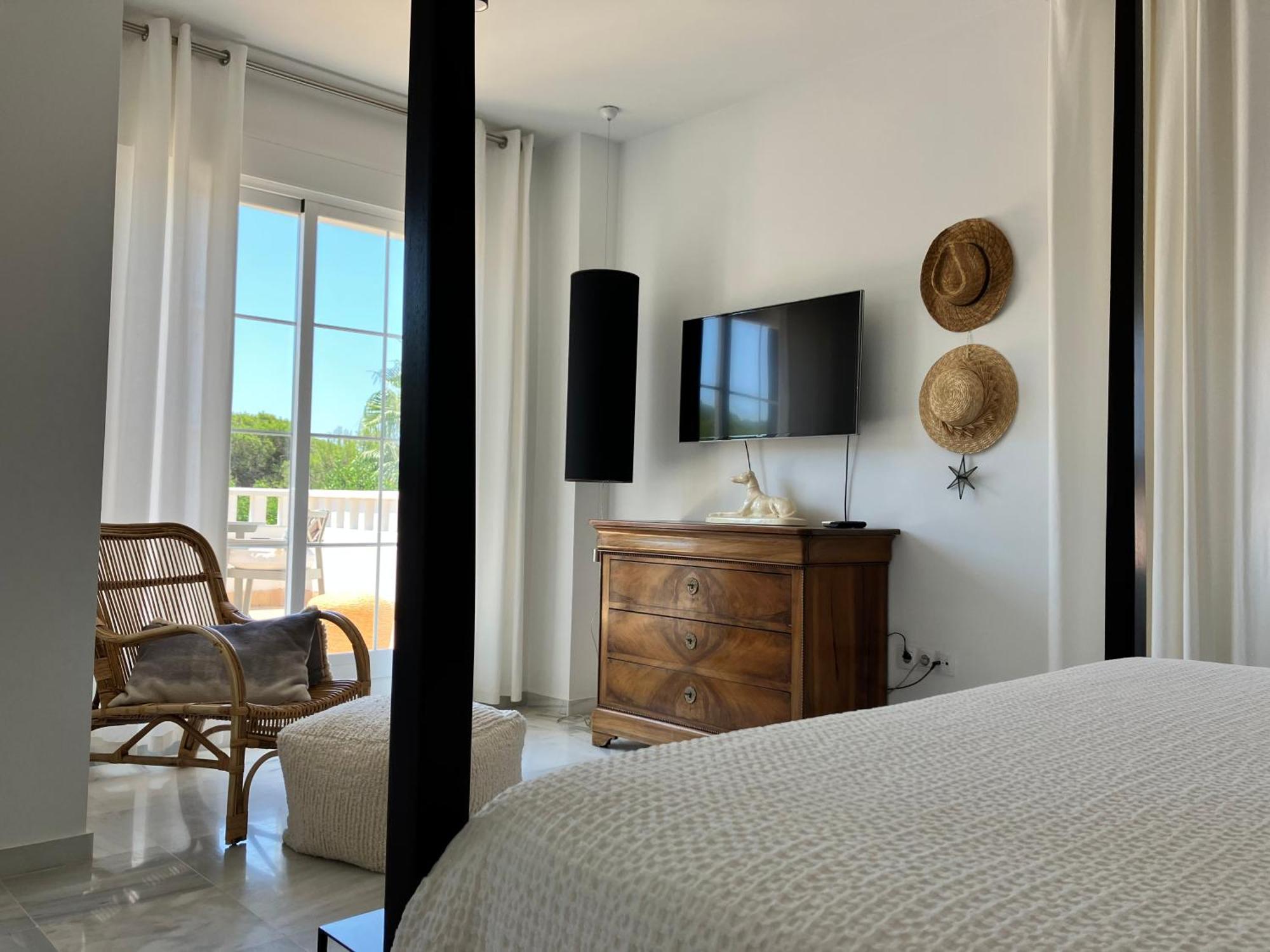 Villa De La Luz Luxury Guesthouse El Portil Pokoj fotografie